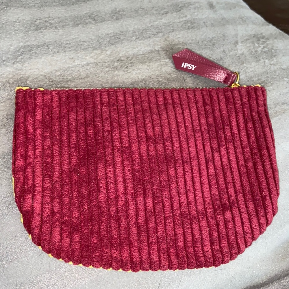 Makeup bag